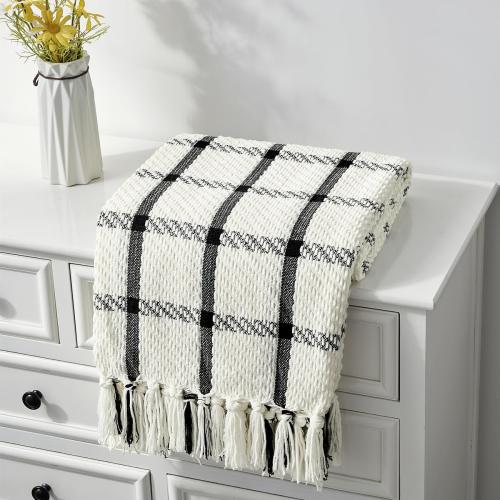 Farmhouse Breathable Soft and Warm Chenille Plaid Throw Blanket for Sofa Couch Bed, Home Decoration Throw with Tassles (Black & White)