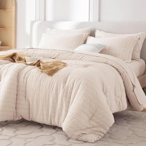Beige Queen Size MUXHOMO 7 Pieces Queen Comforter Set, Seersucker Bed in a Bag Queen Size, All Season Luxury Bedding Set with Comforter, Flat Sheet, Fitted Sheet, Pillowcases & Shams, Beige