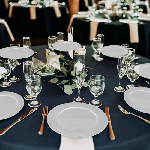 50 Pcs Silver Charger Plates Round Charger Plates13 Inch Bulk Wedding Dinner Elegant Reusable Plastic Chargers Plates Wedding Holiday Party Baby Shower Event Decoration (Silver)