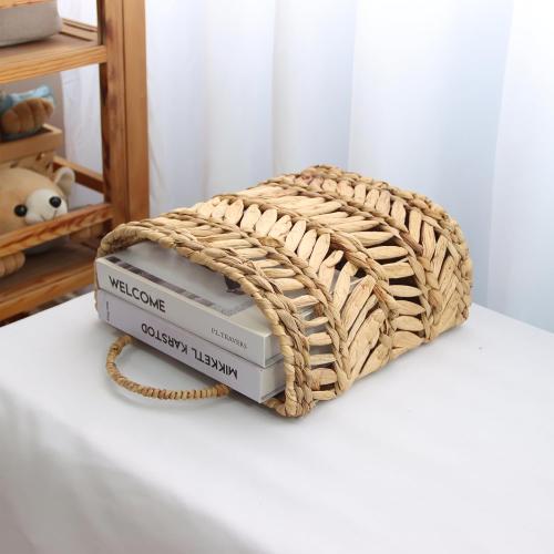Wicker Hanging Basket Handmade Woven Hanging Storage Basket Natural Wicker Decorative Baskets for House Garden Wedding Wall Decorations,12*5*12