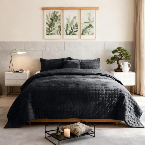 Quilt Set Oversized King Size 120x128 Luxurious Velvet Bedding Sets with Pillow Shams Ultra Soft Quilted Bedspread Coverlet Comforter for All Season,Black