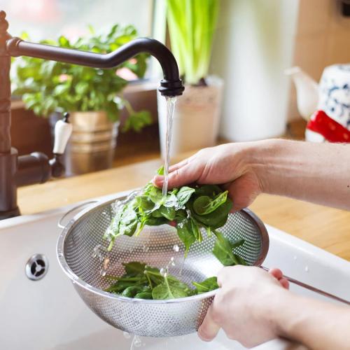 P&P CHEF Colander Set of 3, 1/3/5 Qt, Stainless Steel Colanders Strainers | Metal Micro-Perforated Colanders and Strainers for Draining Rinsing Washing, Ideal for Pasta Fruits, Dishwasher Safe