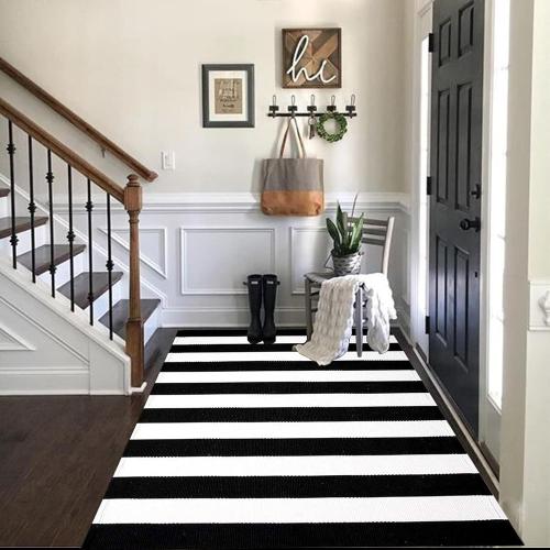 Size Large Color Black and White Area Rug  Striped Front Door Mat Front Porch Rug Hand-Woven Machine Washable Indoor/Outdoor Layered Door Mats for Entryway/Bedroom/Outdoor