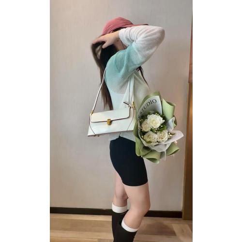 Women Shoulder Bags Vintage Handbag Retro Classic Small Purse 90s Buckle Closure