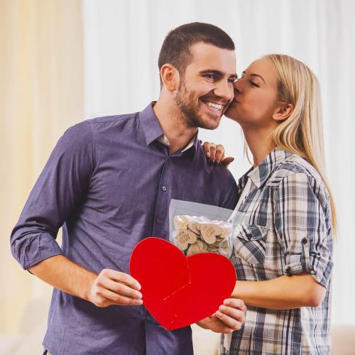 CroBlissful 150 Pcs Wooden Pocket Hug Token Bulk with 3 Pcs Organza Bags Remembrance Little Heart Star Round Pocket Hug Keepsake for Family Birthday Celebration of Life Funeral Love Gifts (Heart)