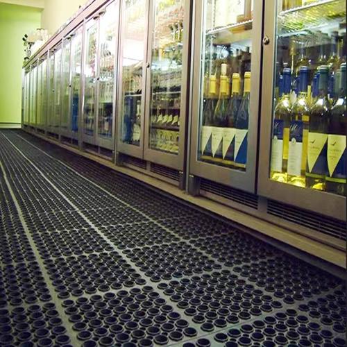 Anti-Fatigue Rubber Floor Mat - NANBOWANG Commercial Grade Grease Resistant Non-Slip Recycle Tyre Floor Mats for Restaurant Kitchen Bar Garden Outdoor Wet Area (20X30)