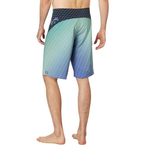 Size 34 Billabong Mens Fluid Pro Boardshort