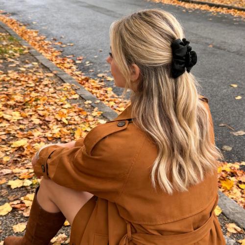 3 PCS Silk Hair Clip for Women 5.9” Large Cloud Hair Claw Clips Pleated Acrylic Banana Jaw Clip Fashion High Cranial Crest Headdress Strong Hold Non Slip Hair Accessories for Thick Thin Curly Hair