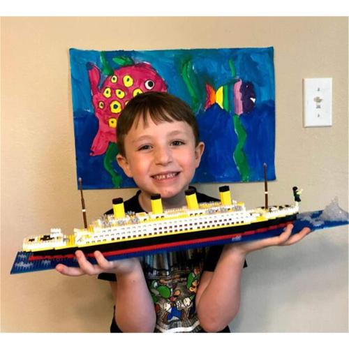 Titanic Ship Model Building Block Set, 3D Puzzle Sets DIY Educational Toys, Bricks Toy, with 1860Pcs Micro Mini Blocks, Ideal Gift for Kids and Adults