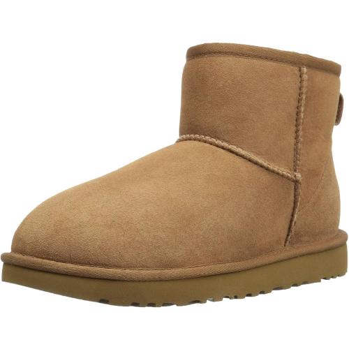 Size 4 UGG Women's Classic Mini li Boot