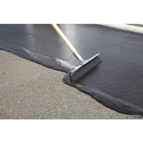 Datianxia 18'' Driveway Seal Coating Squeegee Brush Applicator