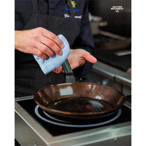 Matfer Bourgeat Black Carbon Steel Frying Pan, 10