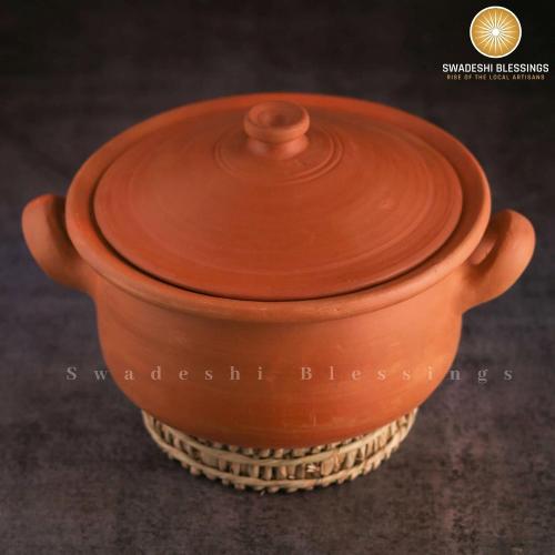 Swadeshi Blessings Exclusive Range Unglazed Clay Pot For Serving with Lid/Earthen Kadai/Mud Handi/Mitti Ke Bartan (With Mirror Shine)   PALM STAND & ASH For Cleaning (3.5 Liters)
