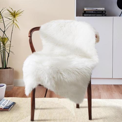 Ciicool Faux Sheepskin Rugs Soft Faux Fur Rug White Fluffy Chair Couch Cover Fuzzy Carpet for Bedroom Floor Sofa Living Room 2x3 Feet