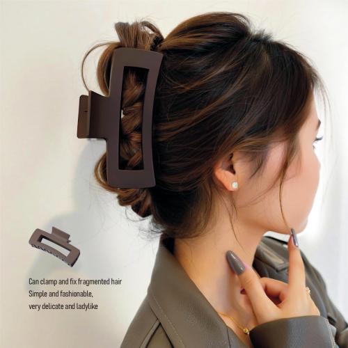 Hair Claw Clips for Women and Girls, 1 PCS Square Frosting Non-Slip Barrettes, Strong Hold Matte Hair Claw for Thick and Thin Hair, Big Jaw Clip for Short Hair, Pink Hair Accessories (Pink)