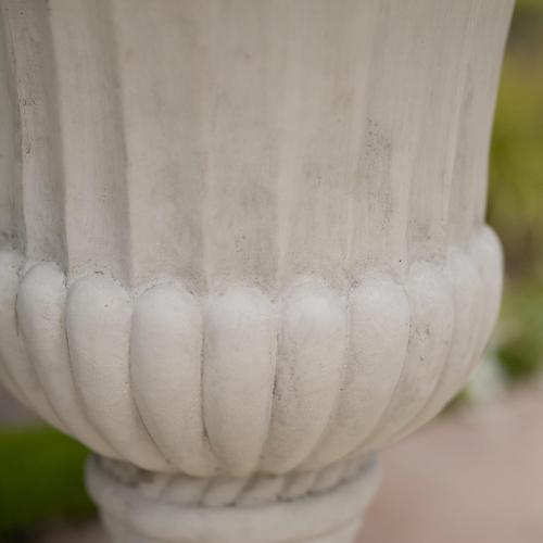 Large Urn Planter Outdoor – Antique White Italian Garden Urn Flower Pot, Magnesium Oxide Pedestal Planters for Outdoor Plants, COLORING MAY VARY