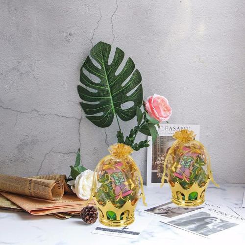 WUWEOT 36 Pack Crown Candy Holder, Party Favors Fillable Crown Goblet with Pouch, Decorative Gold Candy Favor Containers for Birthday Party Supplies