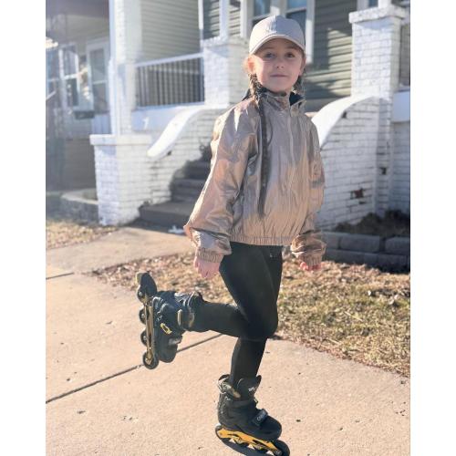 MammyGol Inline Skates for Boys and Girls Youth, 4 Size Adjustable Roller Skates with PU Flashing Wheels, Aggressive Inline Skates High Performance for Kids Age 6-12