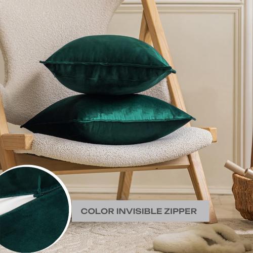 JIAHANNHA Velvet Emerald Green Throw Pillow Covers 18x18 Inches Pack of 2 Soft Decorative Square Cushion Covers for Couch Sofa Bed Livingroom Car,45x45Cm,Deep Dark Green