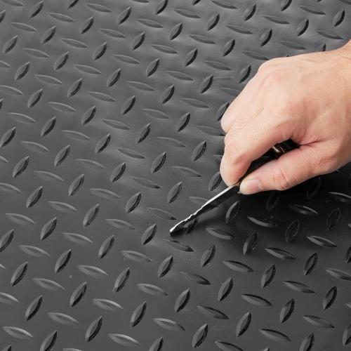 VEVOR Rubber Flooring Roll, 4 x 15 ft SBR Diamond-Plate Rubber Mat, 3mm Thickened, Easy to Clean, Customizable Size, Non-Slip Floor Protector Mat for Under Cars, Garage, Warehouse, Industry Gym, Black