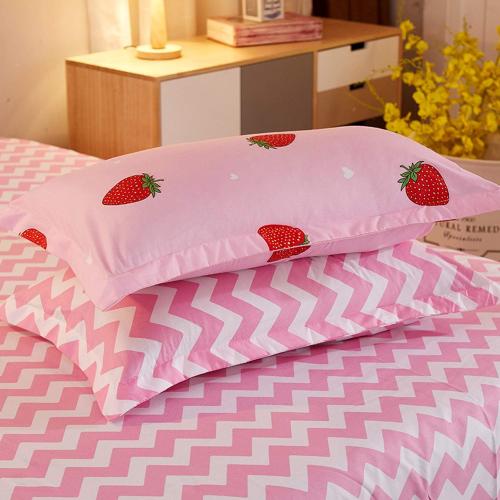 Erosebridal Strawberry Bedding, Kawaii Room Decor Cute Bedding Sets for Women Girls Kids, Pink Kawaii Strawberry Decor Comforter Cover Set with 1 Duvet Cover  2 Pillowcases, Full Size