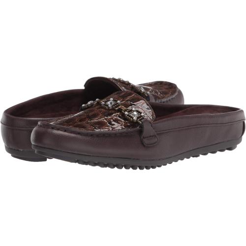 SiZe 7....Easy Street Women's Flat Sneaker