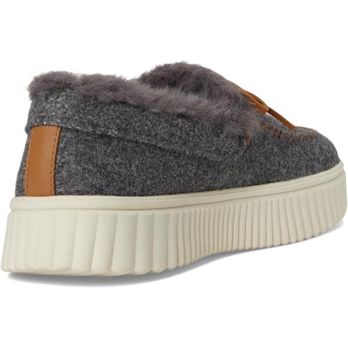 Size 8 color gray Skechers Women's Cozy Ojai Faux Wool Moccasin Slippers with Memory Foam
