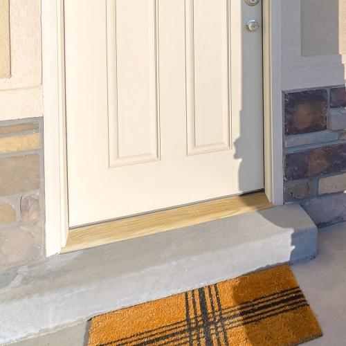 Kigley Solid Red Oak Interior Threshold Wood Oak Threshold Transition Overlap Threshold Doorways Reducer Threshold (36 x 3 x 1 Inches)