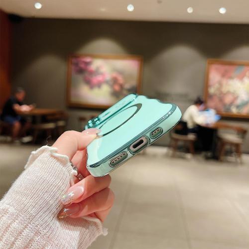 ZONRW for iPhone 17 Case Magnetic,Cute Wave Shape, Green | Soft Frame Curly for Women Girls with Love Heart Luxury Plating Phone Case Compatible with MagSafe Shockproof Back Cover