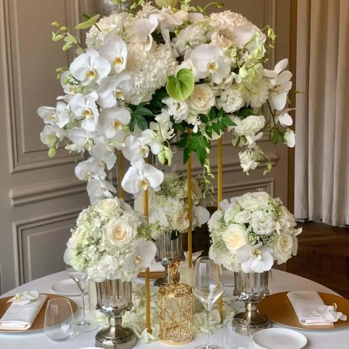 23.6inch 10 pcs Column Vases Gold Centerpieces for Table Metal Flower Stand Gold Wedding Centerpieces for Tables Party Floral Stands for Flowers