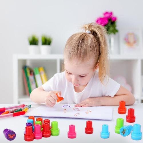 Animal Stamps for Kids, 26Pcs Self Inking Stamps Party Favors Zoo Farm Stampers Birthday Gift Party Supplies Goodie Bag Prizes Classroom Rewards Filler Arts and Crafts for Kids