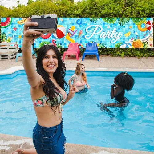 AIBIIN Pool Party Banner Summer Swimming Pool Yard Sign Decorations Splish Splash Summer Pool Decorations Hanging Outdoor Gate Decor Fence Banner Indoor Wall Decor 98x20inch