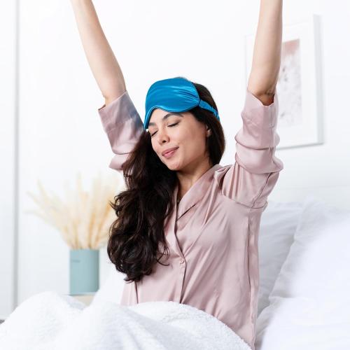 100% 22 Momme Mulberry Silk Sleep Mask, Filled with Premium Mulberry Silk, Silk Eye mask for Sleeping Women, Sleep mask for Side Sleepers Perfect fit Adjustable Light Blocking Silk Sleep mask Gift