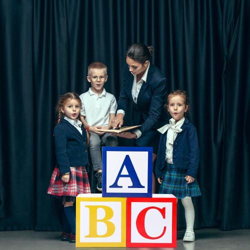 Kolldenn 3 Pcs ABC Balloon Box Decorations First Day of School Back to School Classroom Decor Cartoon Street Party Decoration Alphabet Balloon Box Decor for Birthday Preschool Kindergarten Photo Props