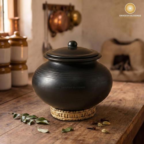 Swadeshi Blessings HandMade Unglazed Clay Pot for Cooking with Lid, 4Liters | Chemical-Free, Multi-Use Clay Cookware, Mud Handi, Mitti Ke Bartan, Biryani Pot, Earthen Kadai, Free Cleanser&Palm Leaf Stand