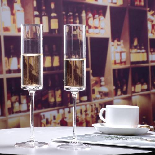 BACLIFE Crystal Champagne Flutes Set of 6 - Hand Blown Champagne Glasses With Long Stem - 6.5 oz Elegant Sparkling Wine Stemware - Unique Gift for Christmas Day,Birthday,Wedding - Clear