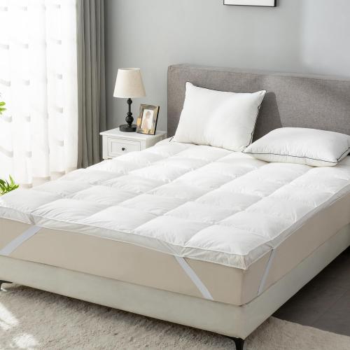 Mattress Topper, 54 x 75 (white)
