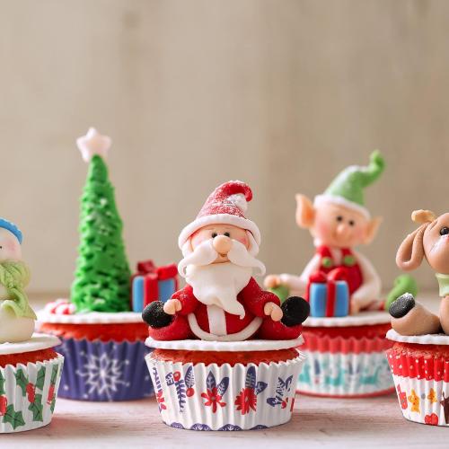600 Count Christmas Cupcake Liners Muffin Cups Colorful Paper Disposable Cupcake Holders for Christmas Themed Party Decorations and Holiday Decorations(Charming Series)