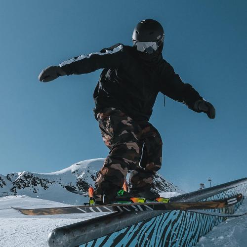 OutdoorMaster Kelvin Carbon Fiber Ski Helmet - Snowboard Helmet for Men, Women & Youth