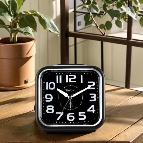5.5 Large Analog Alarm Clock Silent Non Ticking, Gentle Wake, Beep Sounds, Increasing Volume, Battery Operated Snooze and Manual Light, Easy Set, Black (Best for Elder)