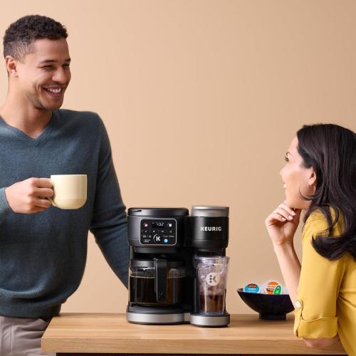 Keurig K-Duo Hot & Iced Single Serve & Carafe Coffee Maker – MultiStream Technology, 72oz Reservoir, Ideal for Holiday Hosting & Gift Giving (Gen 2)