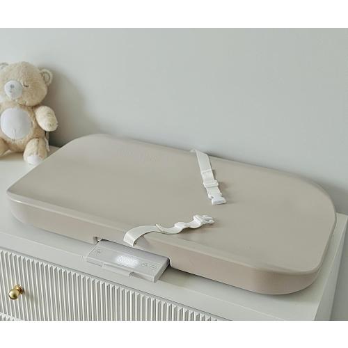Baby Changing Pad, Luxury Baby Scale, 2-in-1 Baby Smart Scale and Change Pad, Waterproof, Wipeable Changing Pad with Safety Belt, Non-Slip Pad for Dresser, Easy to Clean & Portable Pad