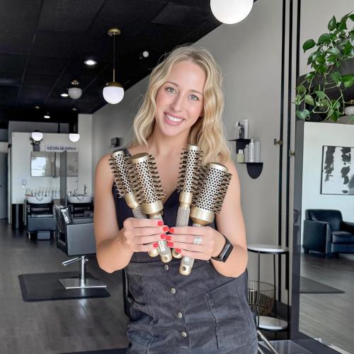 Sndyi Small Round Brush for Blow Out, 1.3 Inch Nano Thermal Ceramic Ionic Round Hair Brush with Boar Bristles, Boost Shine and Volume, For Short Hair with Quick Blow Drying and Salon Styling