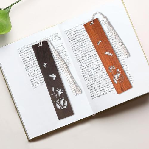 Wooden Bookmarks, Yaasilinage Unique Nature Wood Handmade Carving Bookmarks for Women Men, Cute Flower Dragonfly Butterfly Hollow Carving Aesthetic Book Bookmarks Set of 2 with Gift Box