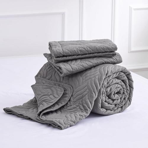 Love's cabin Quilts for Queen Bed Grey Bedspreads Bedding Set - Summer Lightweight Bedspread Comforter - Wave Pattern Bedding Coverlet for All Season - 3 Pieces (1 Quilt, 2 Pillow Shams)