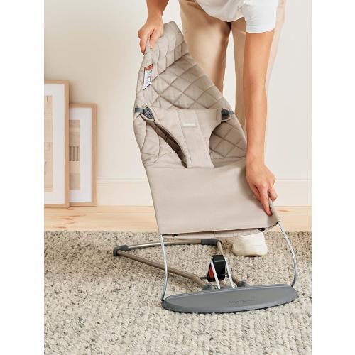 BabyBjörn Bouncer Bliss, Sand Gray, Woven, Classic Quilt | 2-in-1 Adjustable Baby Bouncer Seat and Toddler Chair, Newborn to Toddler (8-29 lbs), 4 Positions, Lightweight & Portable