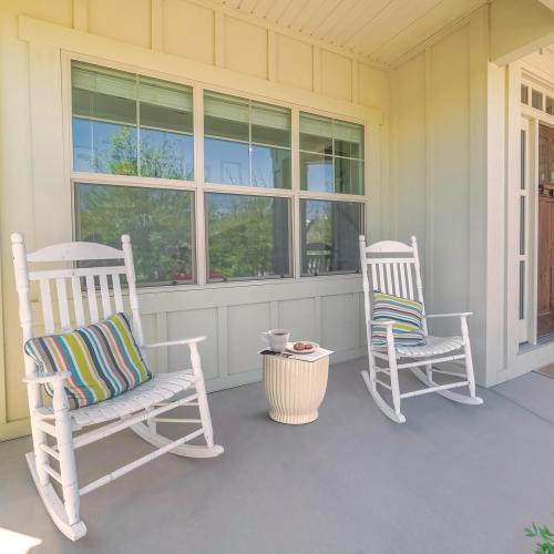 Color White Ceramic Decorative Garden Stool: Cream Stool Striped Drum Shape for Indoor Outdoor Decor - Ceramic Tabouret for Living Room Patio Front Porch Bathroom