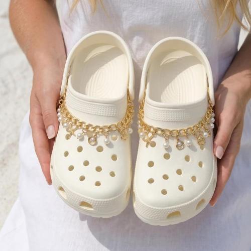 2Pcs Bling Ocean Shoe Chains for Girls Summer Sandals, Golden Turtles, Shells Shoe Charms for sandals, DIY Shoe Decoration Charms, Party Favor