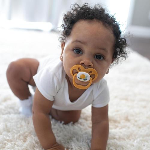 Dr. Brown's Advantage Glow-in-the-Dark Baby Pacifier, Fully Symmetrical Soother with Soft Silicone Bulb, Skateboard Snail-Blue Nature, 6-18m, BPA Free, 4 Pack