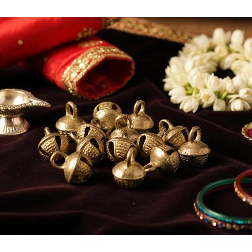 eSplanade 100 Pcs Indian Brass Anklets/Ghungroo Bells Loose Beads Bellydance Music Classes Craft gold